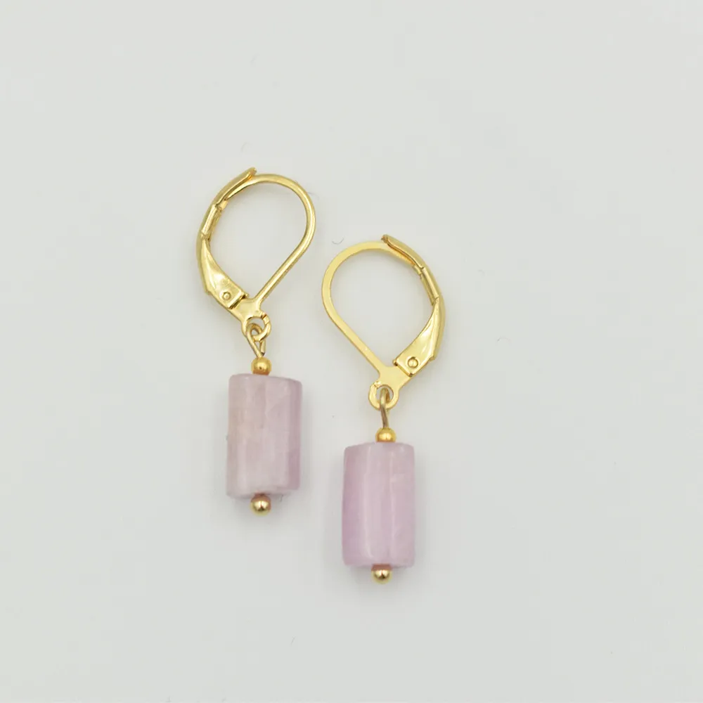 KOLCZYKI Z KUNZYTEM 3 KOLCZYKI Z KUNZYTEM - obrazek 3