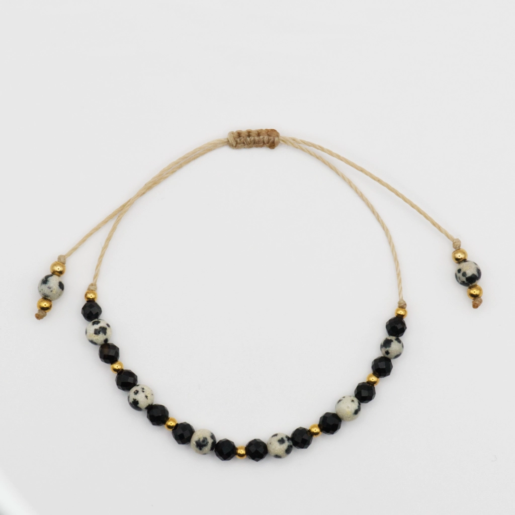 bransoletka z czarnym agatem i jaspisem dalmatyńskim