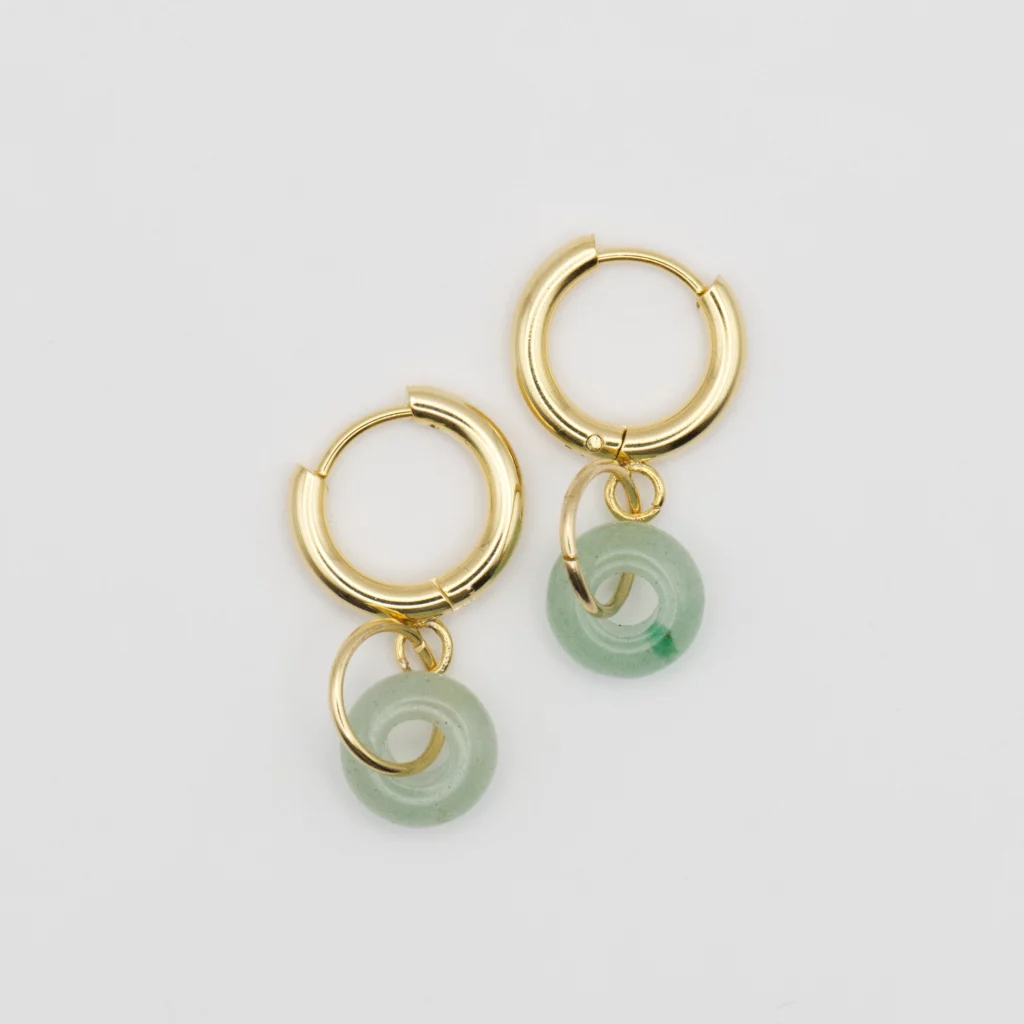 kolczyki z kolekcji hoops z awenturynem