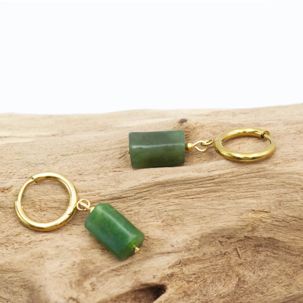 kolczyki z zapięciem ze stali chirurgicznej z nefrytem