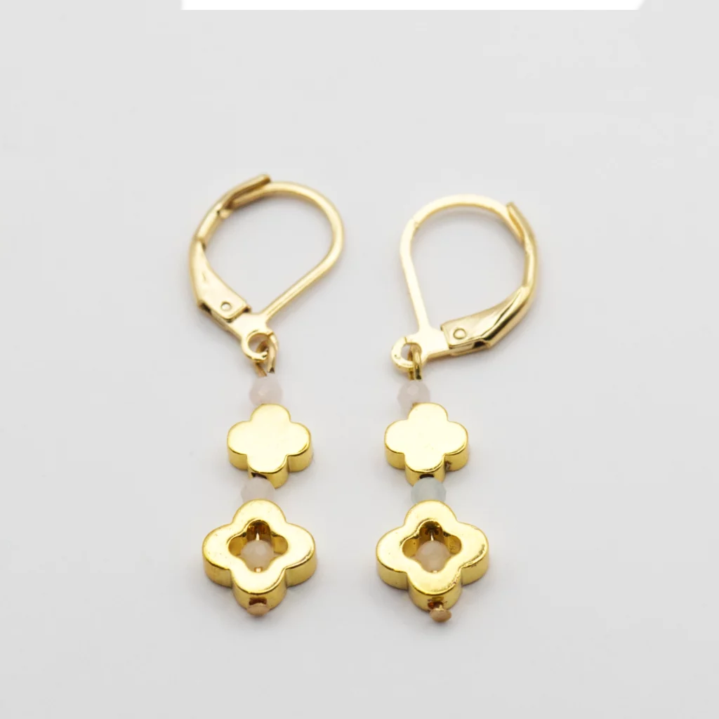 kolczyki z hematytem w kształcie marokańskiej koniczyny z morganitem