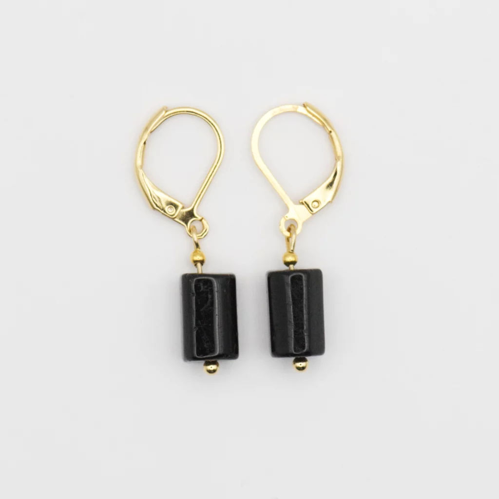 kolczyki z turmalinem z zapięciami ze stali