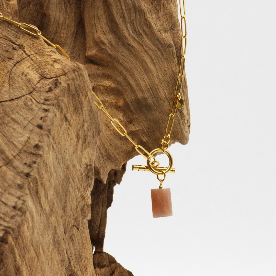 Naszyjnik Elegant Sun 2 naszyjnik z kamieniem słonecznym na łańcuszku ze stali chirurgicznej