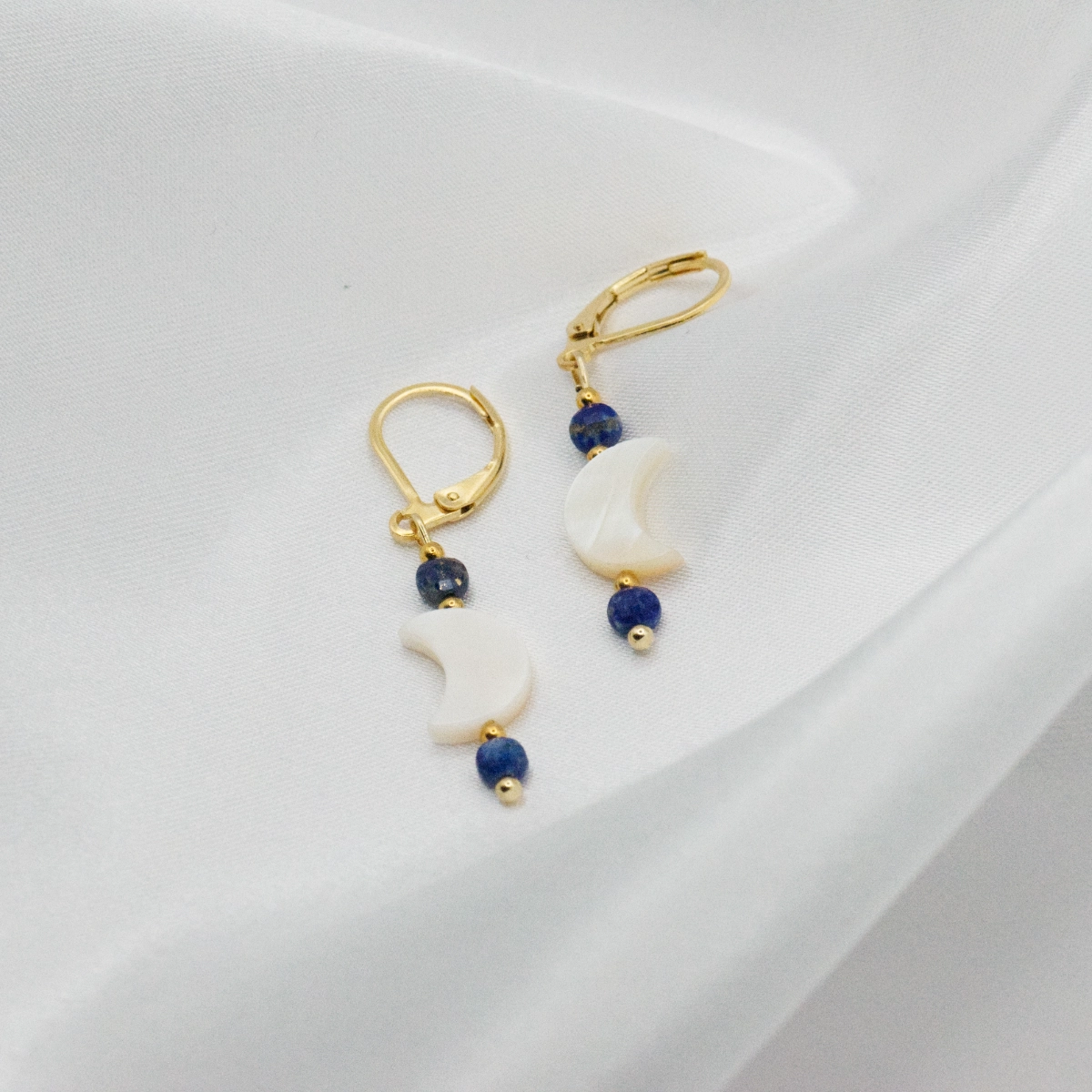 Kolczyki Blue & Moon 1 kolczyki z lapisem lazuli i z muszli na stali chirurgicznej