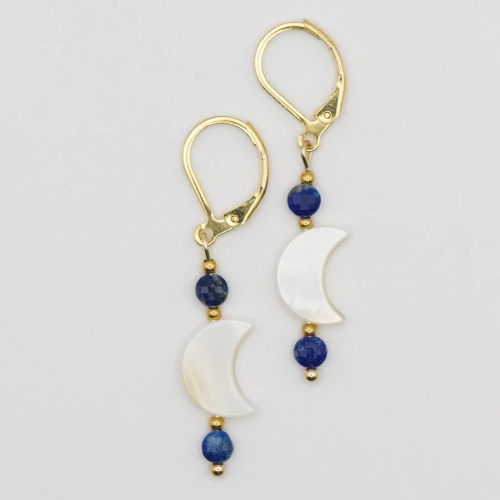 kolczyki z lapisem lazuli i z muszli na stali chirurgicznej