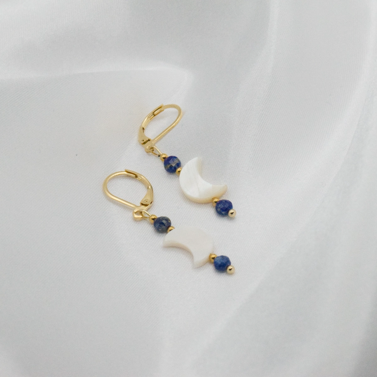 Kolczyki Blue & Moon 3 kolczyki z lapisem lazuli i z muszli na stali chirurgicznej