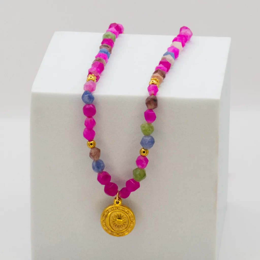 naszyjnik z turmalinami i zawieszką