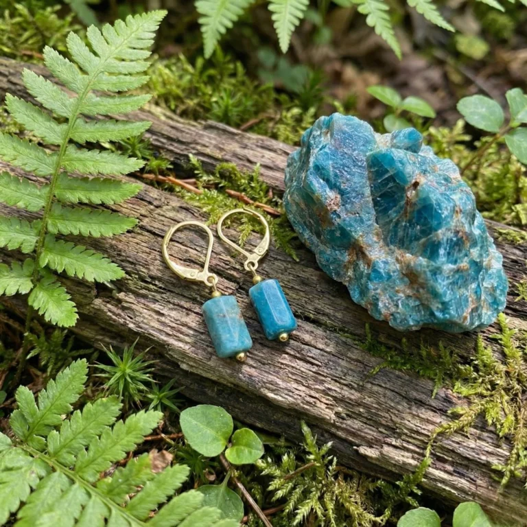 Instagram post from polly_gem_studio. This post is in position 3.
